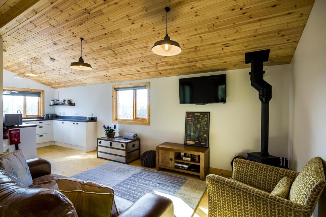 Laurel Lodge - 2 Bedroom Log Cabin - St Florence Saint Florence Exterior foto